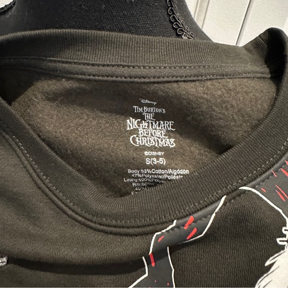 NWOT Nightmare Before Christmas Light Up Sweatshirt - Picture 7 of 9